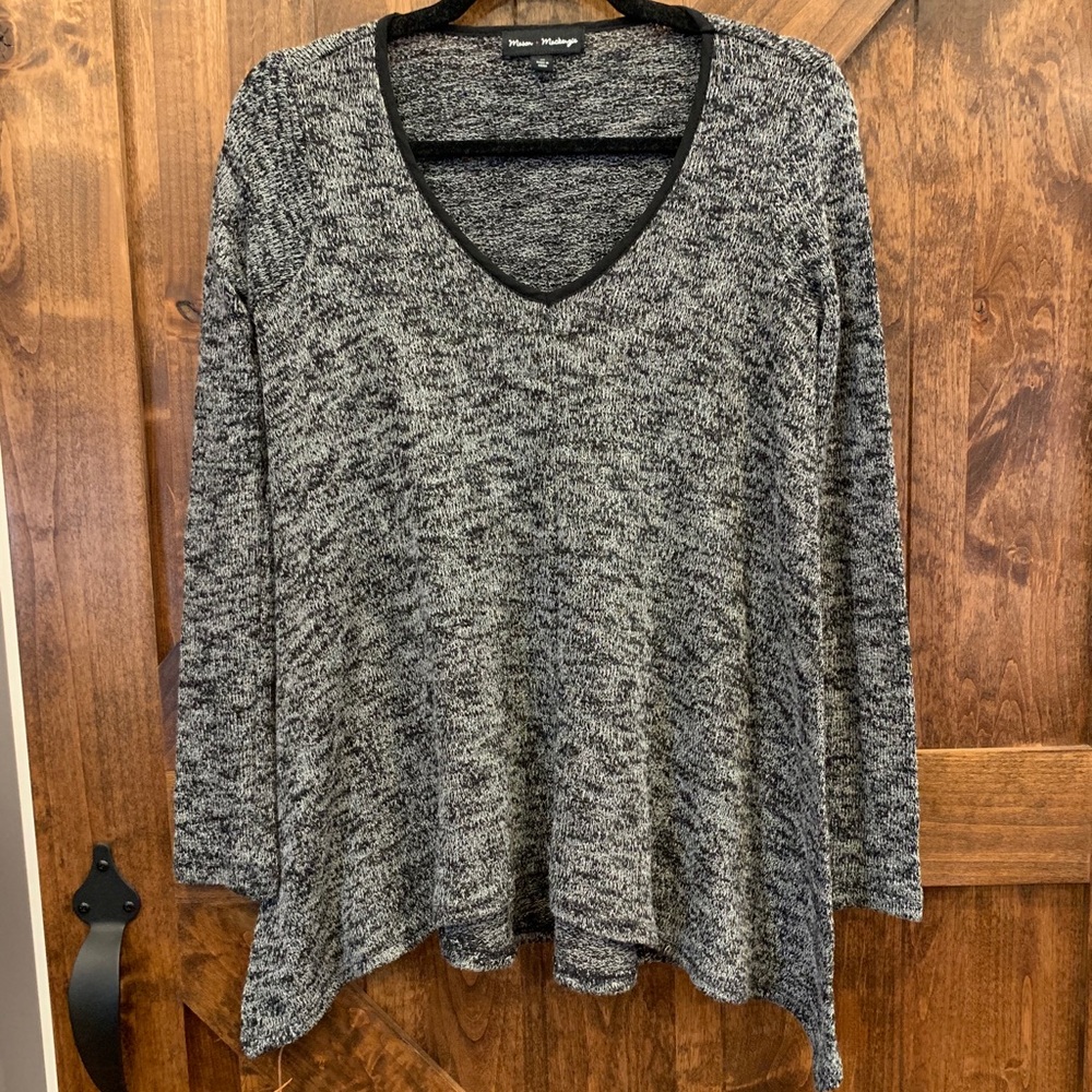 Mason and Mackenzie flowy knit sweater